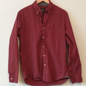 American Eagle Outfitters Classic Fit Button Down